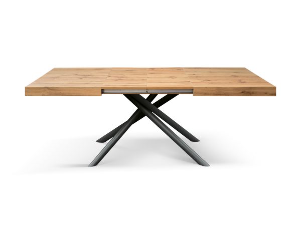 Tavolo allungabile rovere rustico con gambe incrociate nere tubolari menego